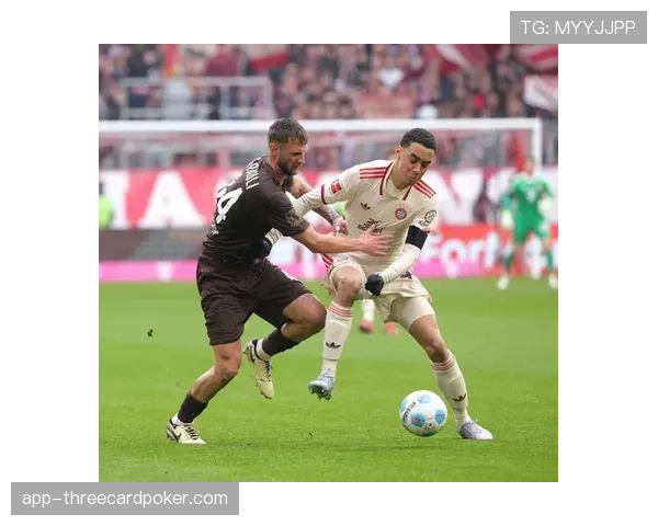 拜仁慕尼黑官方：穆夏拉轻微肌肉不适，将缺席本轮对阵奥格斯堡的比赛